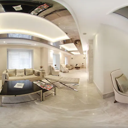 Center Taksim מלון 4*