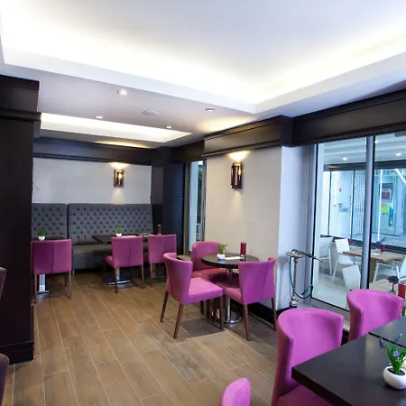 Center Taksim 4*
