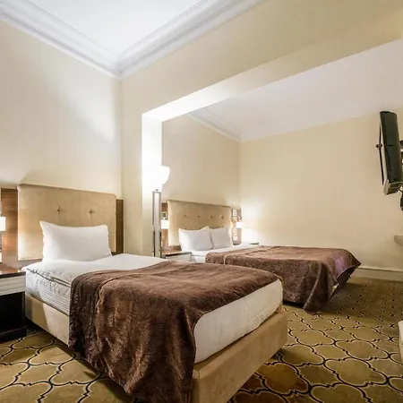 Center Taksim Hotel 4*