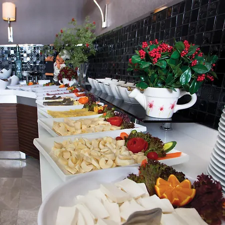 Center Taksim 4*