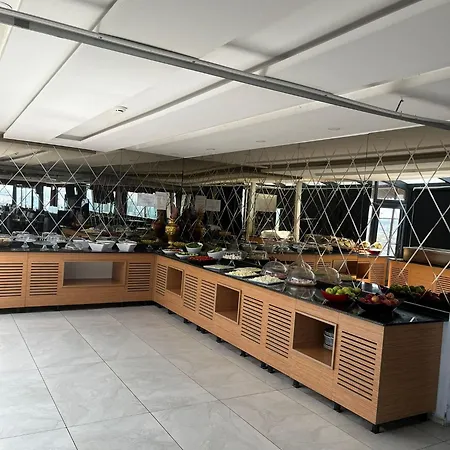 מלון Center Taksim 4*