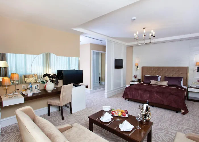 Hotel Center Taksim 4*