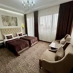 Center Taksim 4*